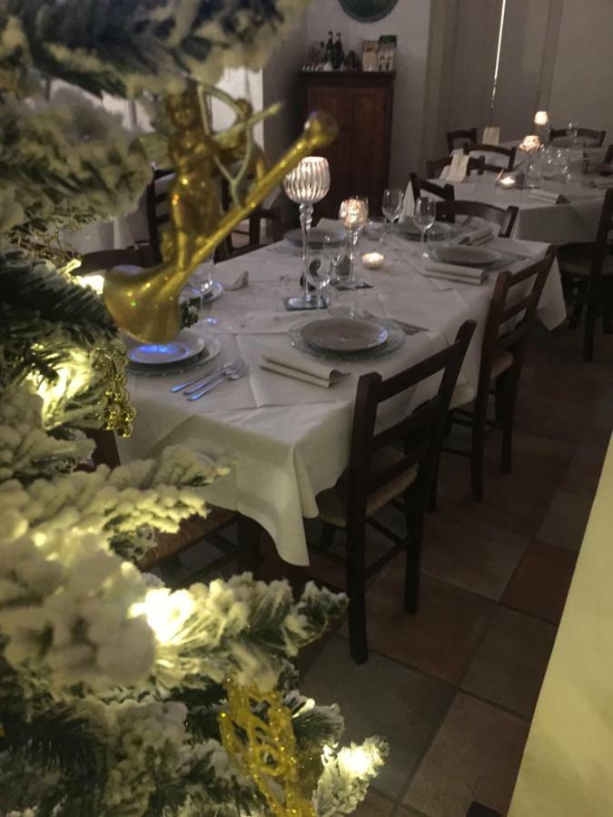 Valfabbrica 弗朗西斯科苏伊帕西宾馆酒店 外观 照片